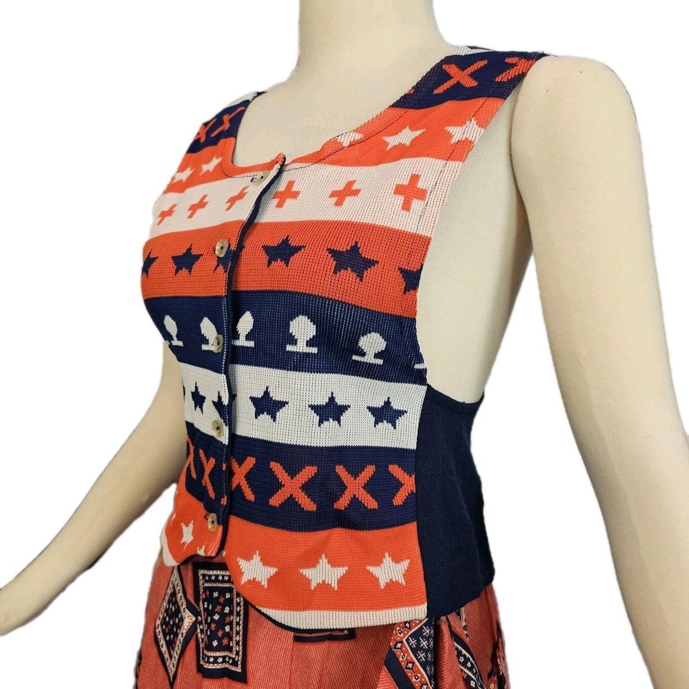 Vintage 1970s Vest Top Sleeveless Button Front Red White Blue Americana